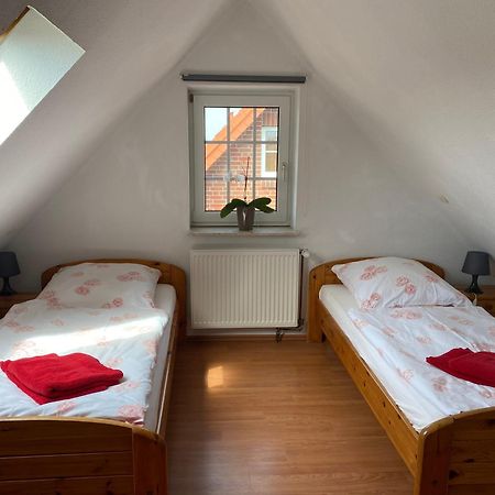 Ferienhaus Hooksiel Mit Sauna Und Kamin Шиллиг Экстерьер фото